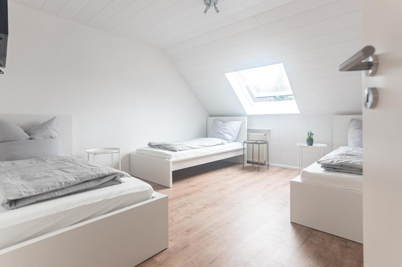 Eindrucksvolles Gruppen- Und Monteursloft Apartment Edingen-Neckarhausen ภายนอก รูปภาพ