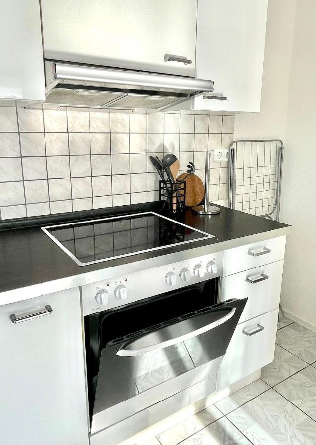Eindrucksvolles Gruppen- Und Monteursloft Apartment Edingen-Neckarhausen ภายนอก รูปภาพ
